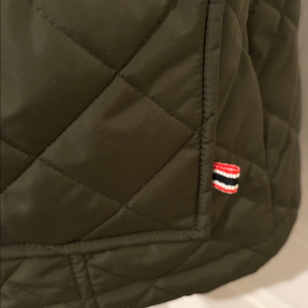 HUNTER Olive Quilted Women's Vest - Picture 4 of 9